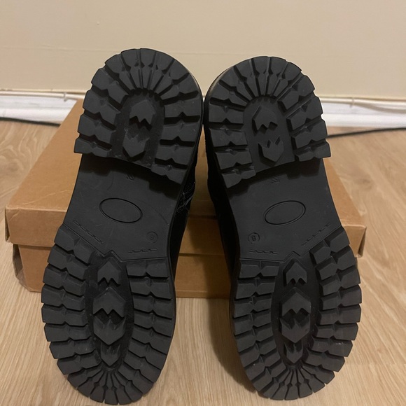 Steve Madden Black Combat Boots with zipper/lace-up with rhinestones. - Picture 7 of 15